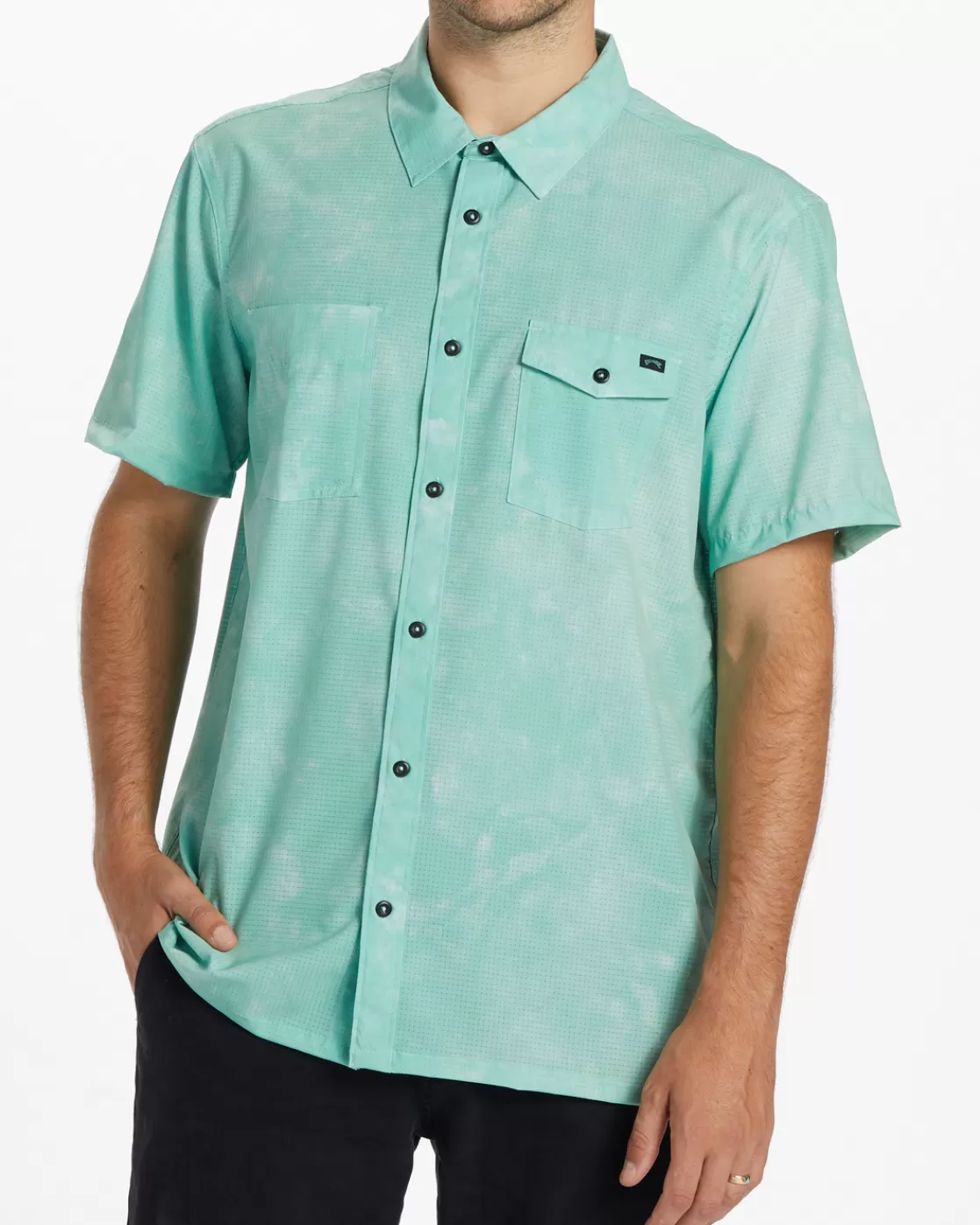 Fashion Billabong A/Div Surftrek Perf Short Sleeve Shirt CHINO