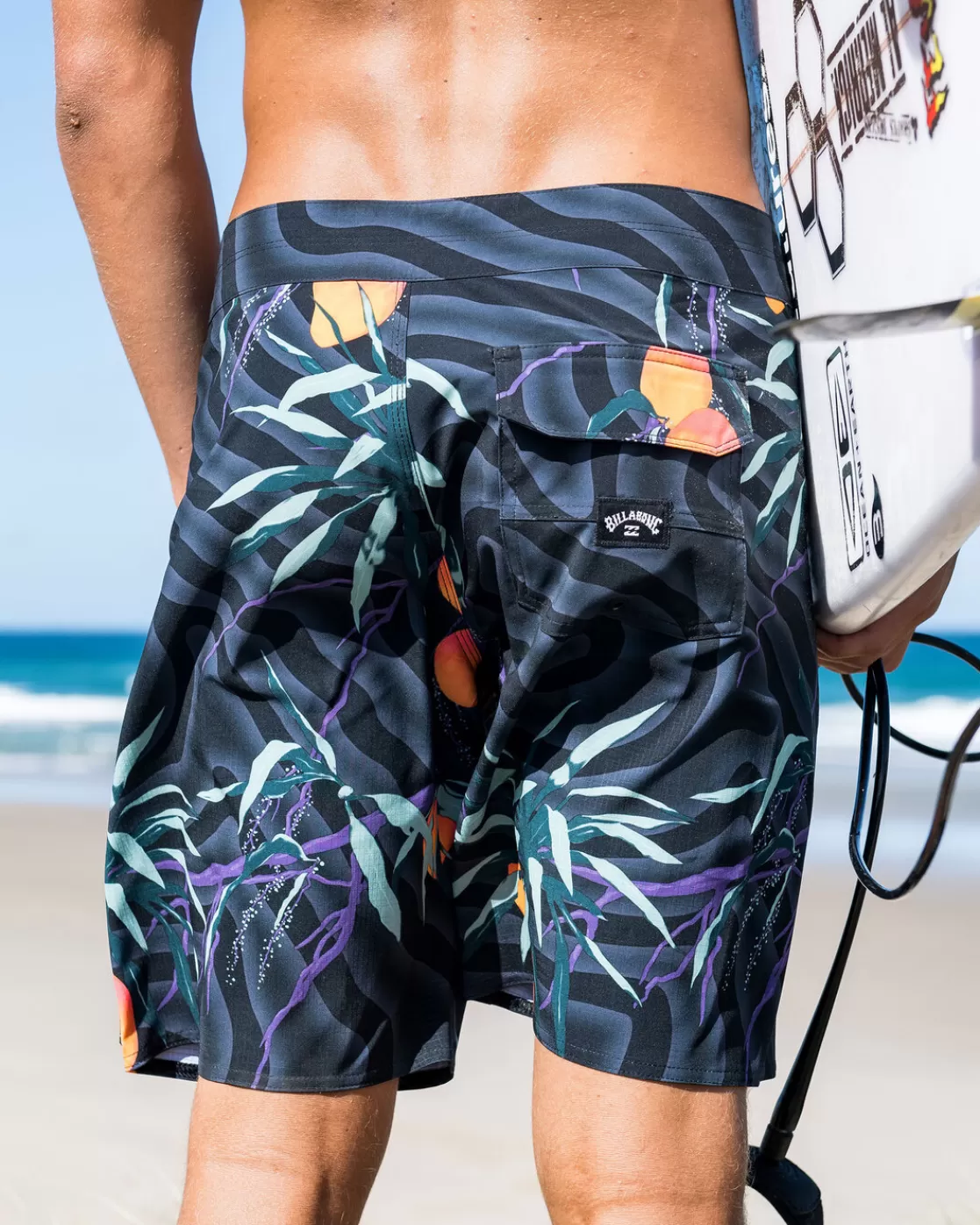 Discount Billabong Sundays Airlite Performance 19" Boardshorts ASPHALT